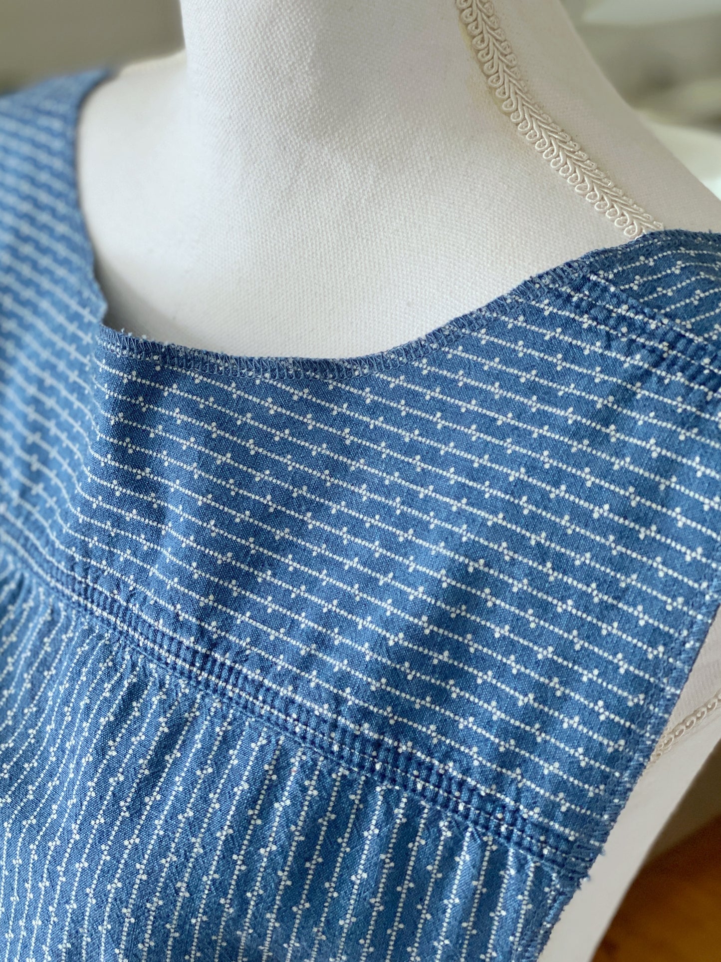 1925 Cross Back Apron - Milk & Denim (Women's Small)