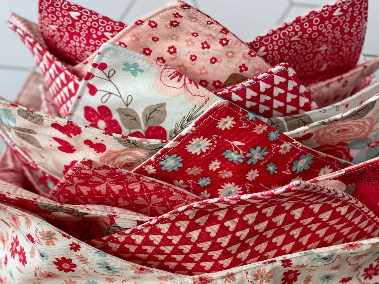 Warm Bowl Hugger, Size L - Sweetheart Blooms