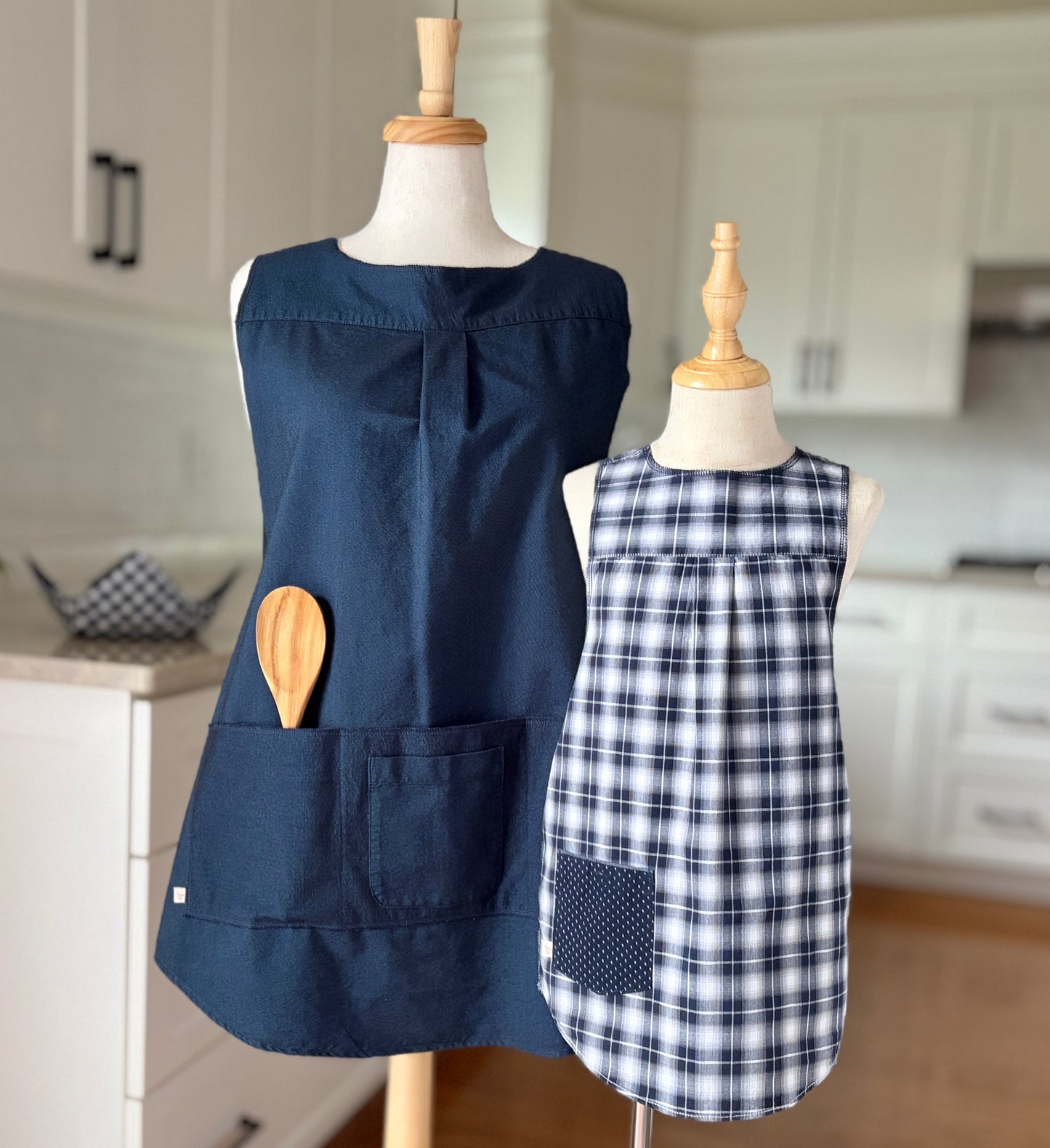 Midnight Plaid Cross-Back Apron - Girls'