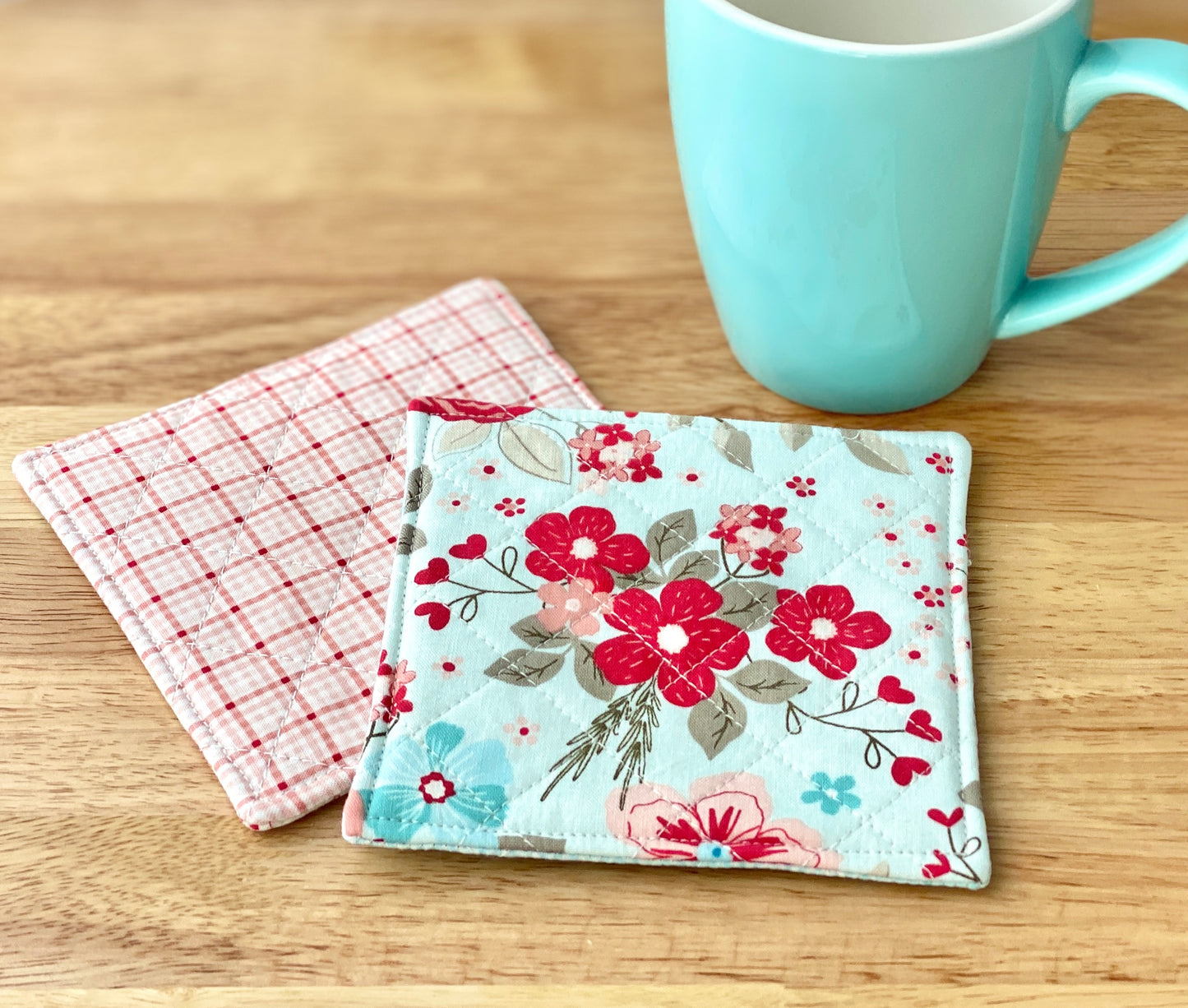 Quilted Mug Rugs (Set of 2) - Sweetheart Blooms