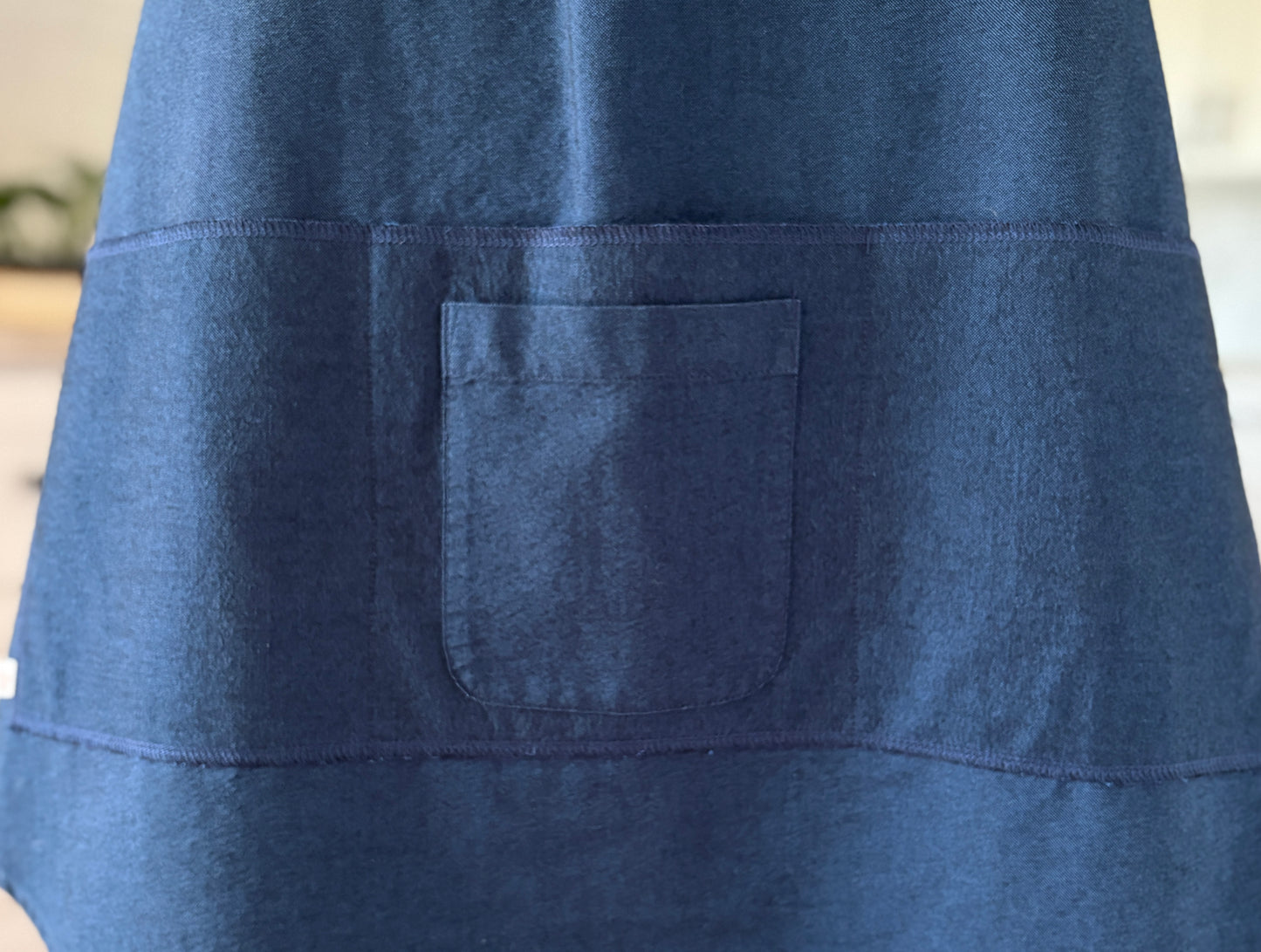Midnight Garden Cross-Back Apron