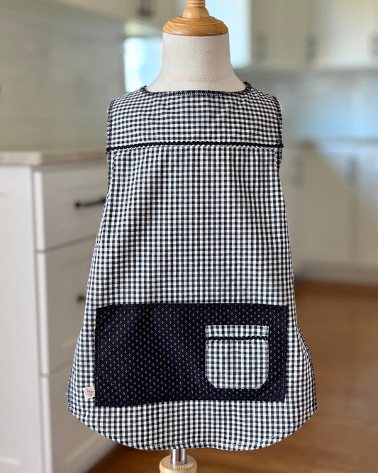 Farmhouse Honey Cross-Back Apron - Girls'