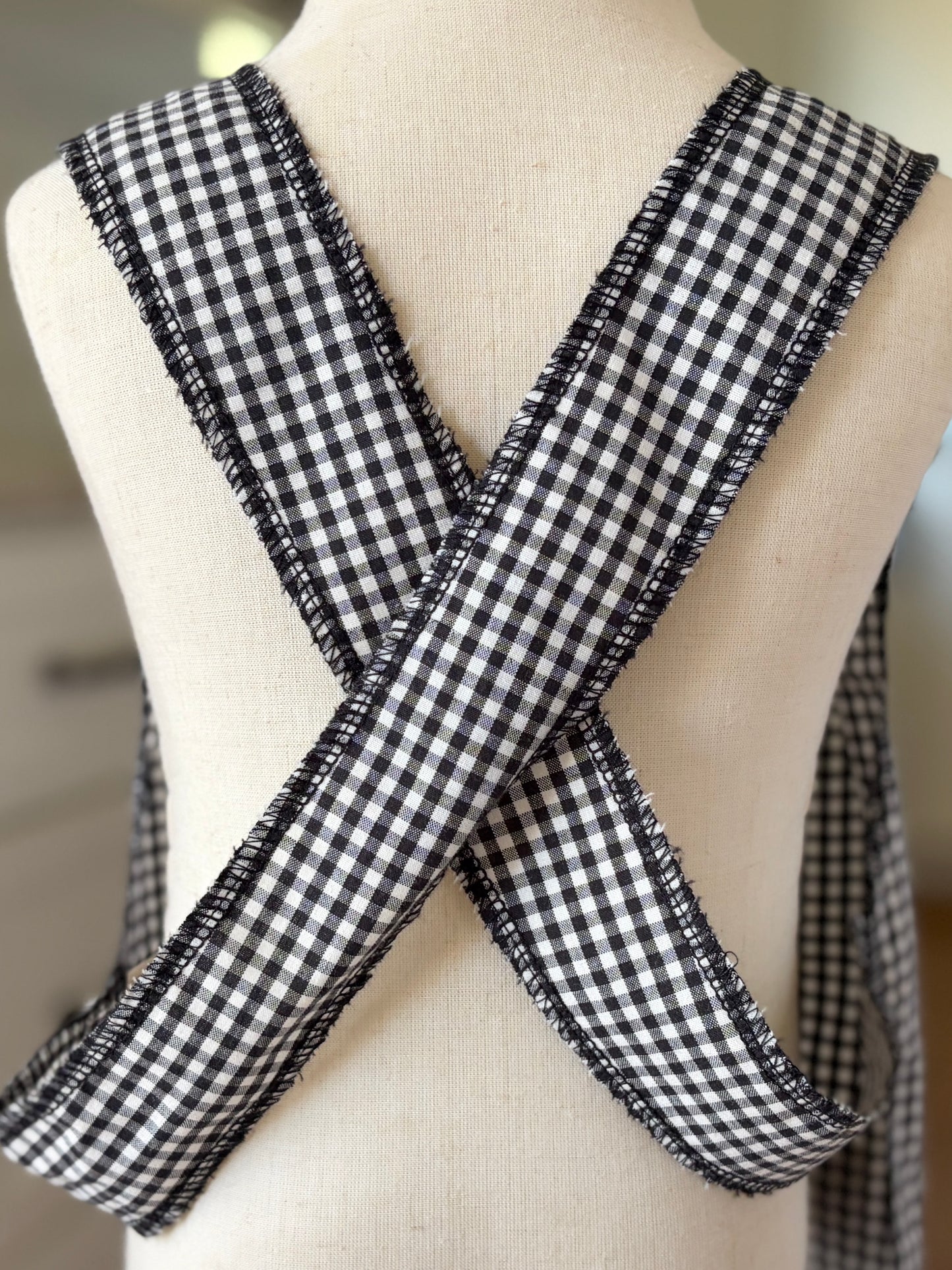 Farmhouse Honey Cross-Back Apron - Girls'
